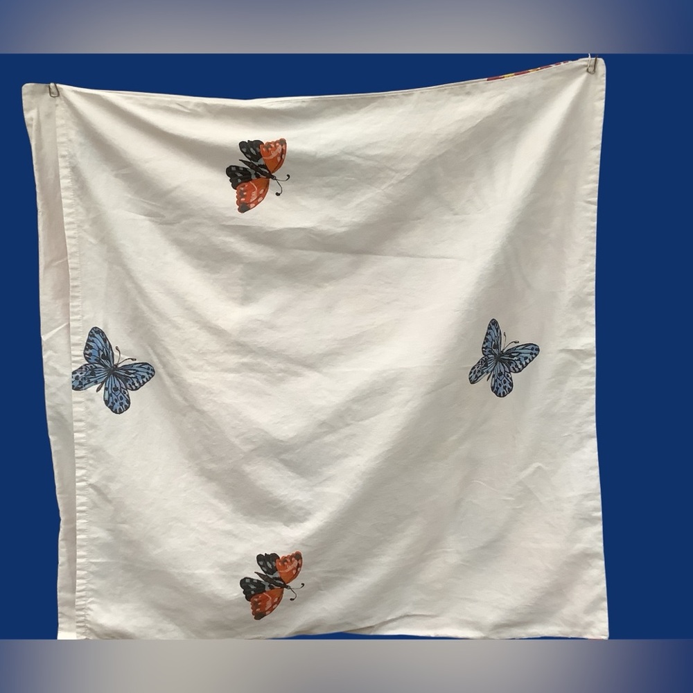 Nature's Symphony Pillow Sham with Bird and Butterfly Design. NEW, RARE FIND! - Picture 2 of 3